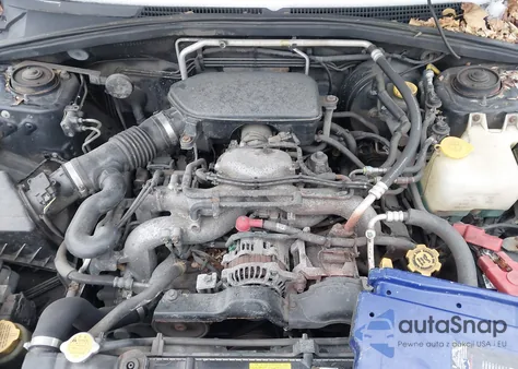 2005 Subaru Forester 2.5Xs z USA, uszkodzony, nr VIN JF1SG65695H702353